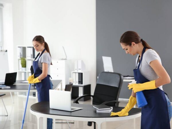 What Can I Expect from Professional Janitorial Cleaning Services?
